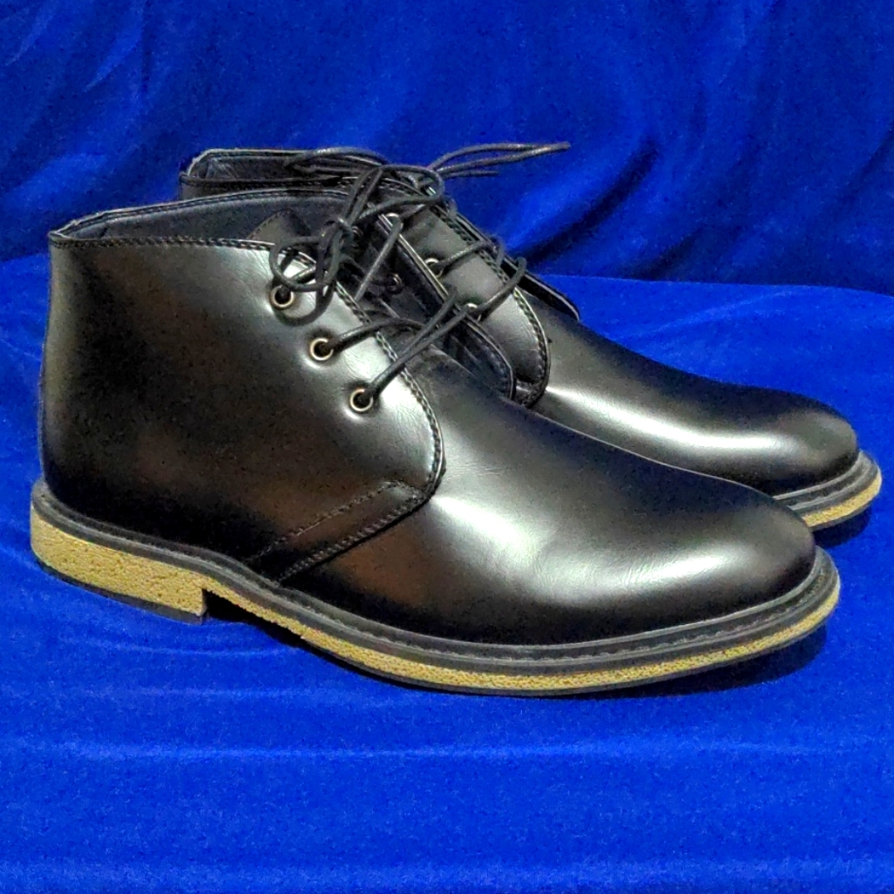 Hawke & Co Kalahari Chukka Boot NWOT